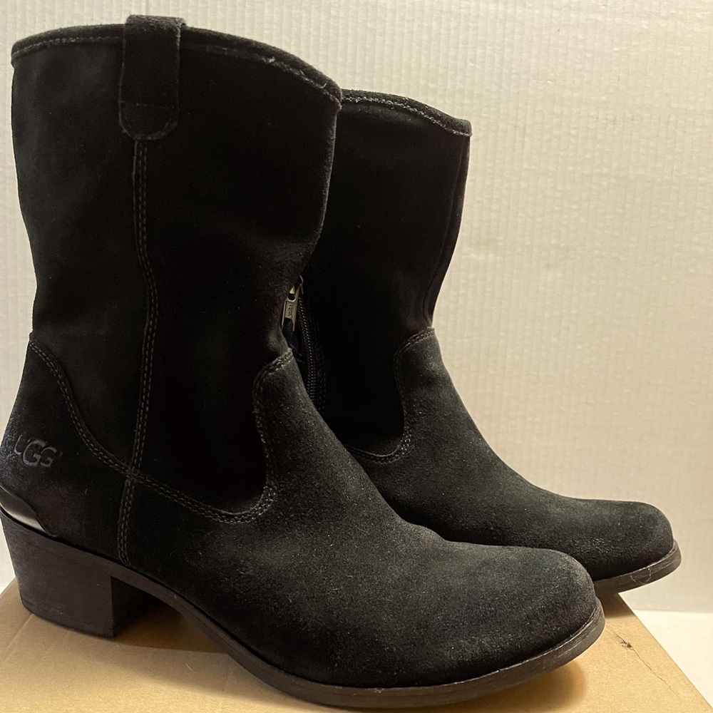 UGG BRIAR short boots